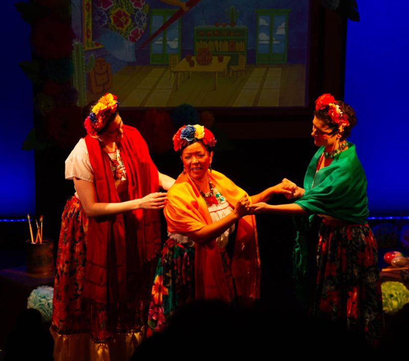 Los Colores de Frida/The Colors of Frida